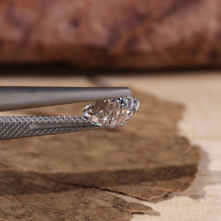 Buy loose diamond 1.5 carat radiant cut.