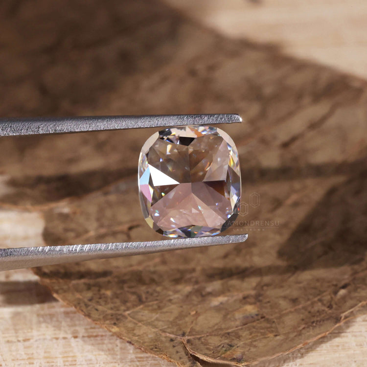 Cushion cut loose diamond shines with clarity.