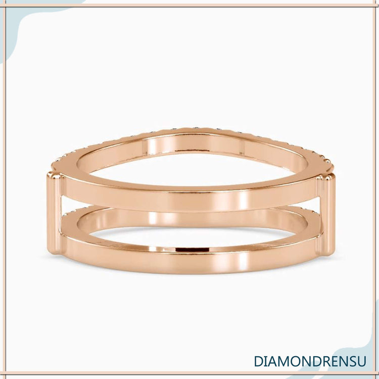 Lab grown diamond band in yellow gold, perfect as a wedding band