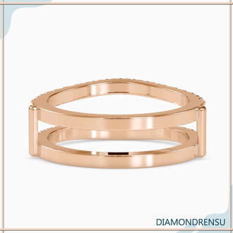 Lab grown diamond band in yellow gold, perfect as a wedding band
