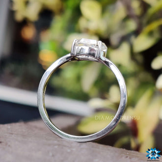 Rose cut solitaire ring perfect for a minimalist yet bold look.