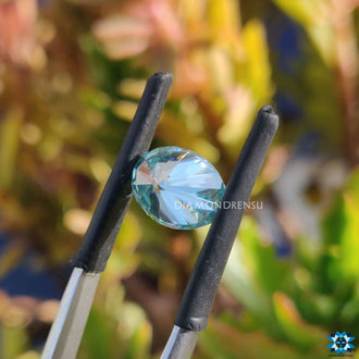 Loose stone categorized under moissanite loose stone and cyan blue moissanite.