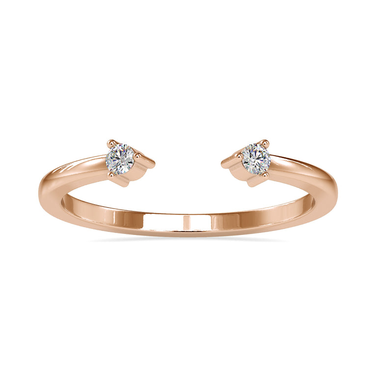 Open wedding band in yellow gold with a handcrafted diamondrensu band.