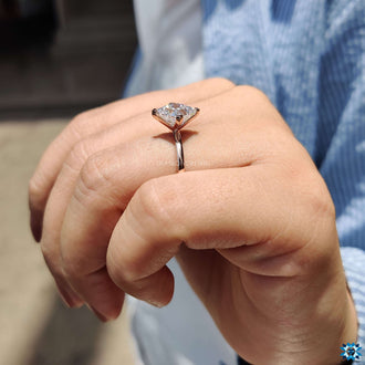 anniversary gift ring