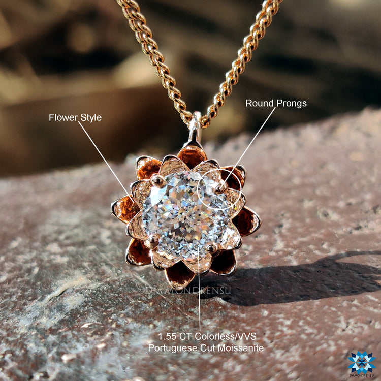 moissanite flower style pendant