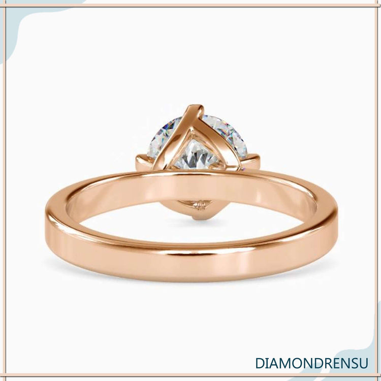 Lab grown diamond ring with a certified IGI Lab Grown Diamond.