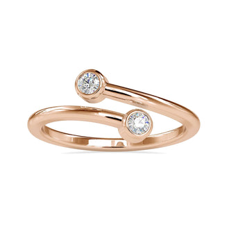 Bezel set wedding band in rose gold, perfect for modern brides