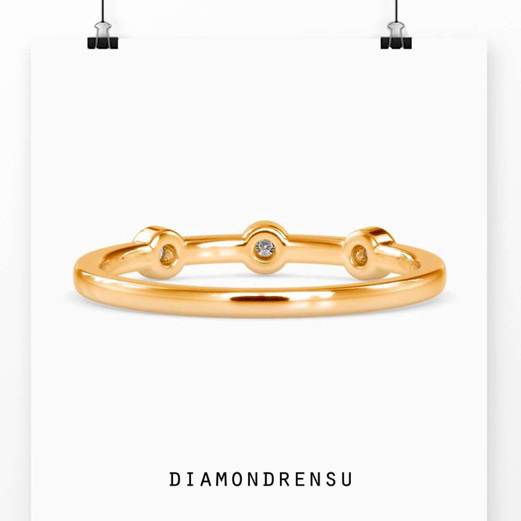 Diamondrensu wedding band with a bezel setting, lab grown diamonds