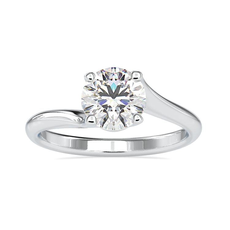 Round brilliant diamond ring in a stunning solitaire diamond setting.