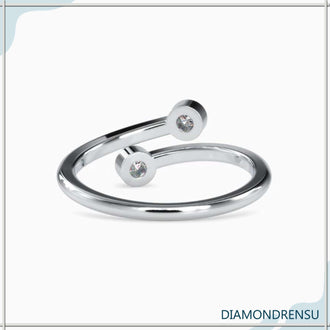 Lab grown diamond band with bezel setting, diamondrensu style