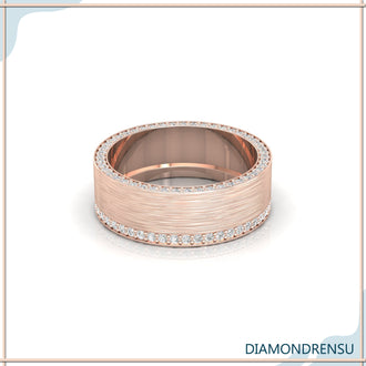 Diamondrensu menβs band with handmade jewelry style.