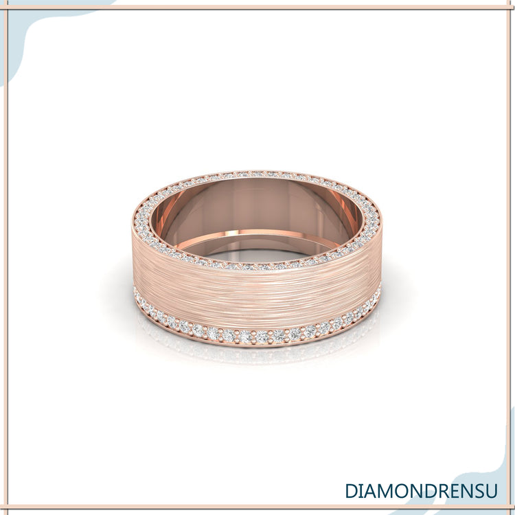 Diamondrensu menβs band with handmade jewelry style.
