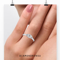 Lab grown diamond engagement ring featuring a round brilliant cut diamond