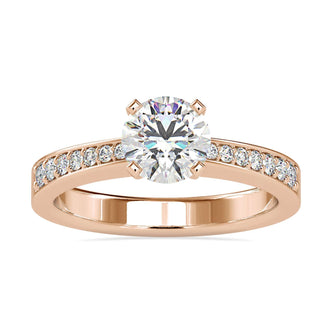 Lab grown diamond engagement ring, IGI certified for quality and brilliance.