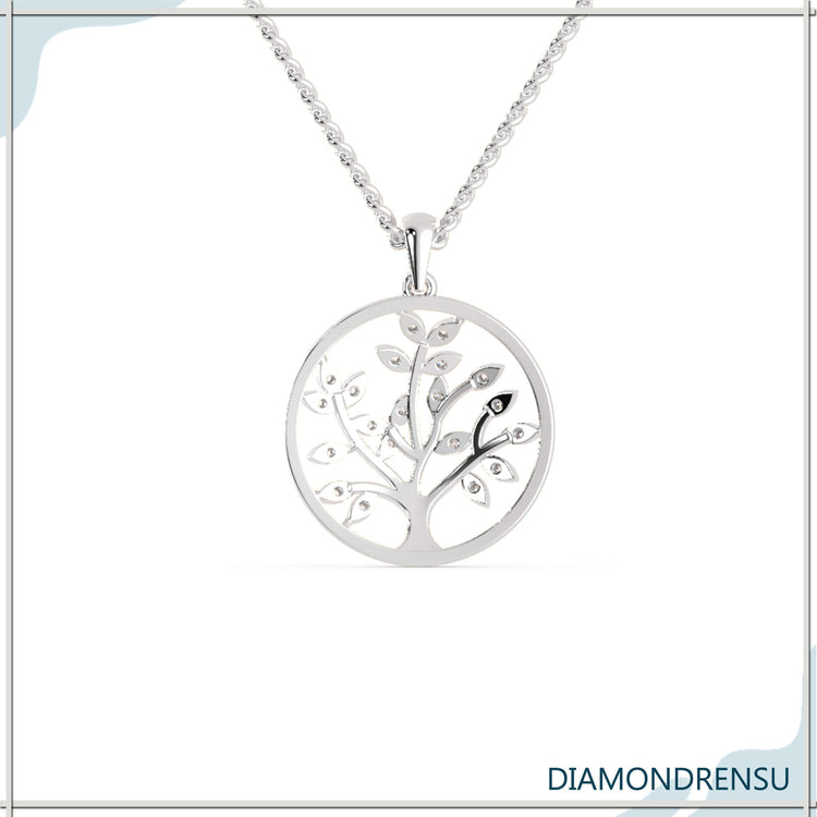 The gold tree of life pendant adds elegance and meaning.