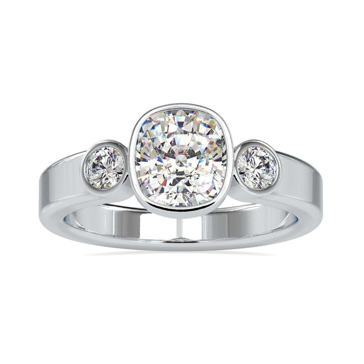 Cushion diamond engagement ring in a timeless design with sparkling diamonds.