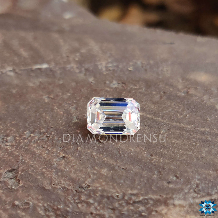Buy Moissanite stone from certified sources featuring Emerald Step Cut Moissanite for standout looks.