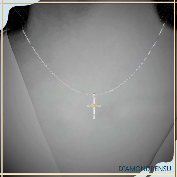 The cross pendant necklace symbolizes faith and elegance.