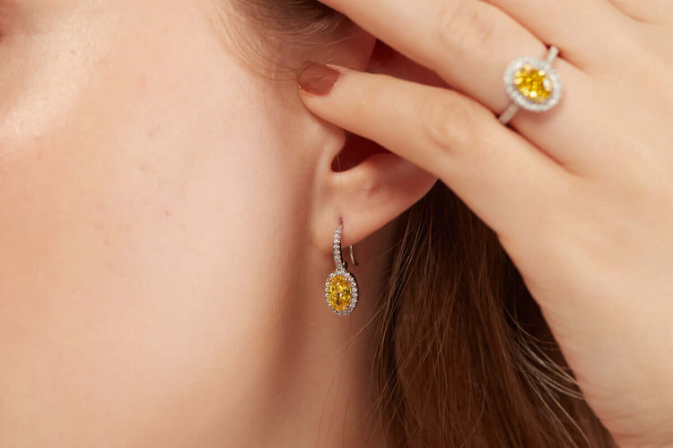 How to Choose the Perfect Size for Moissanite Stud Earrings