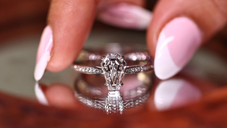 What is a Pave Engagement Ring