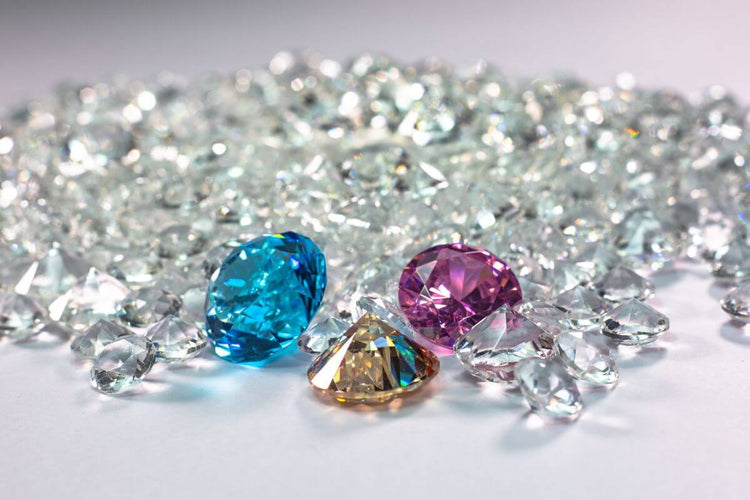 Recycled Diamonds with a lot of new diamonds
