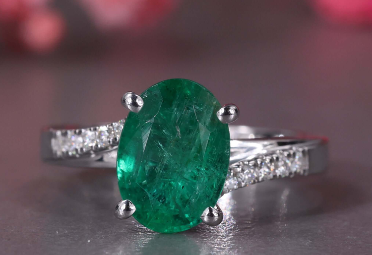 12 Best Gemstones For Engagement Rings That Stand Out