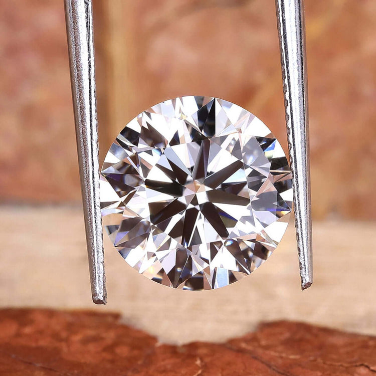 Round cut diamond lab grown diamond IGI Certified