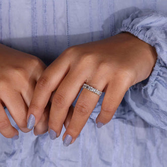 baguette diamond band