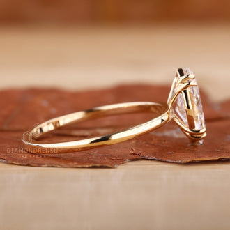 Solitaire Engagement Ring with a sparkling center stone.
