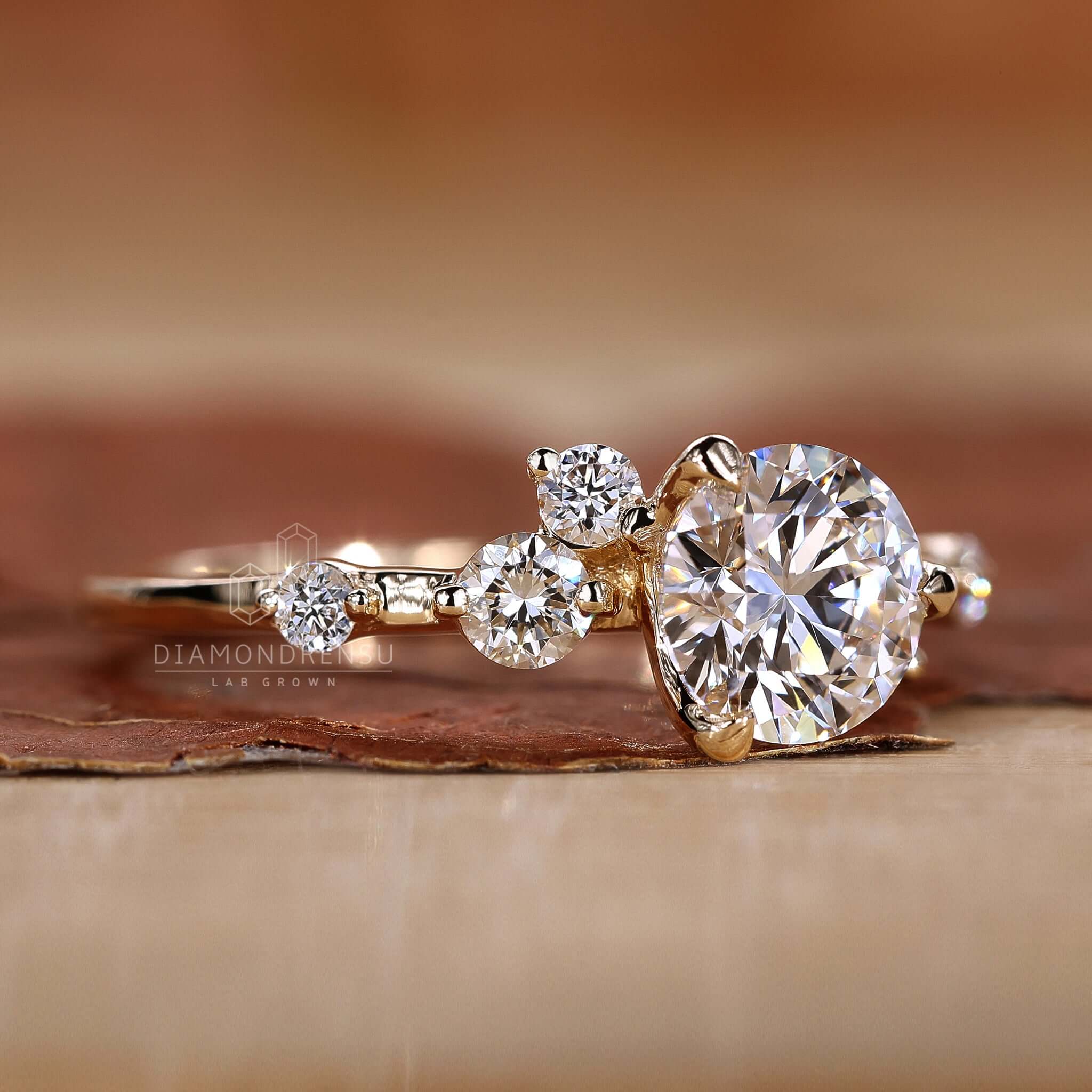 Diamond Cluster Diamond Cluster Ring - Dazzling Elegance | Diamondrensu