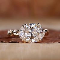 East West Oval Engagement Ring featuring a stunning oval Lab Grown Diamond.
