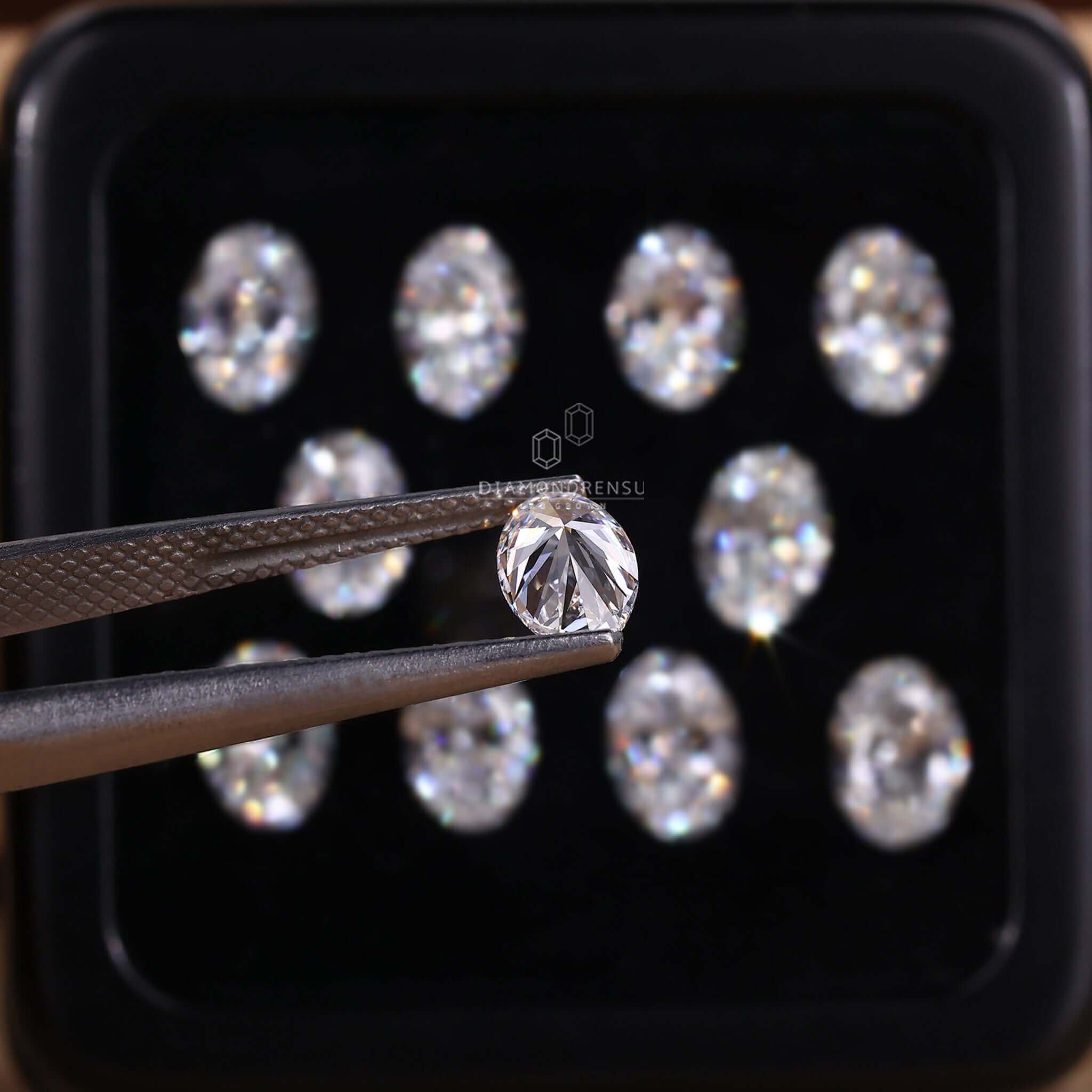 oval lab created diamonds