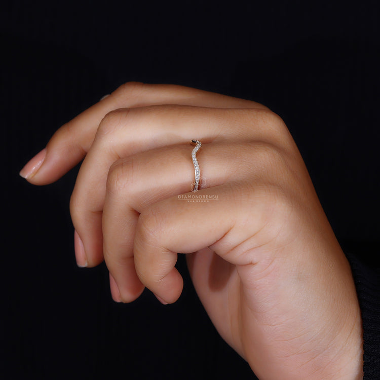 Curved wedding band yellow gold crafted for classic style lovers.
