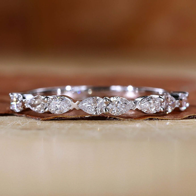 pear cut diamond band