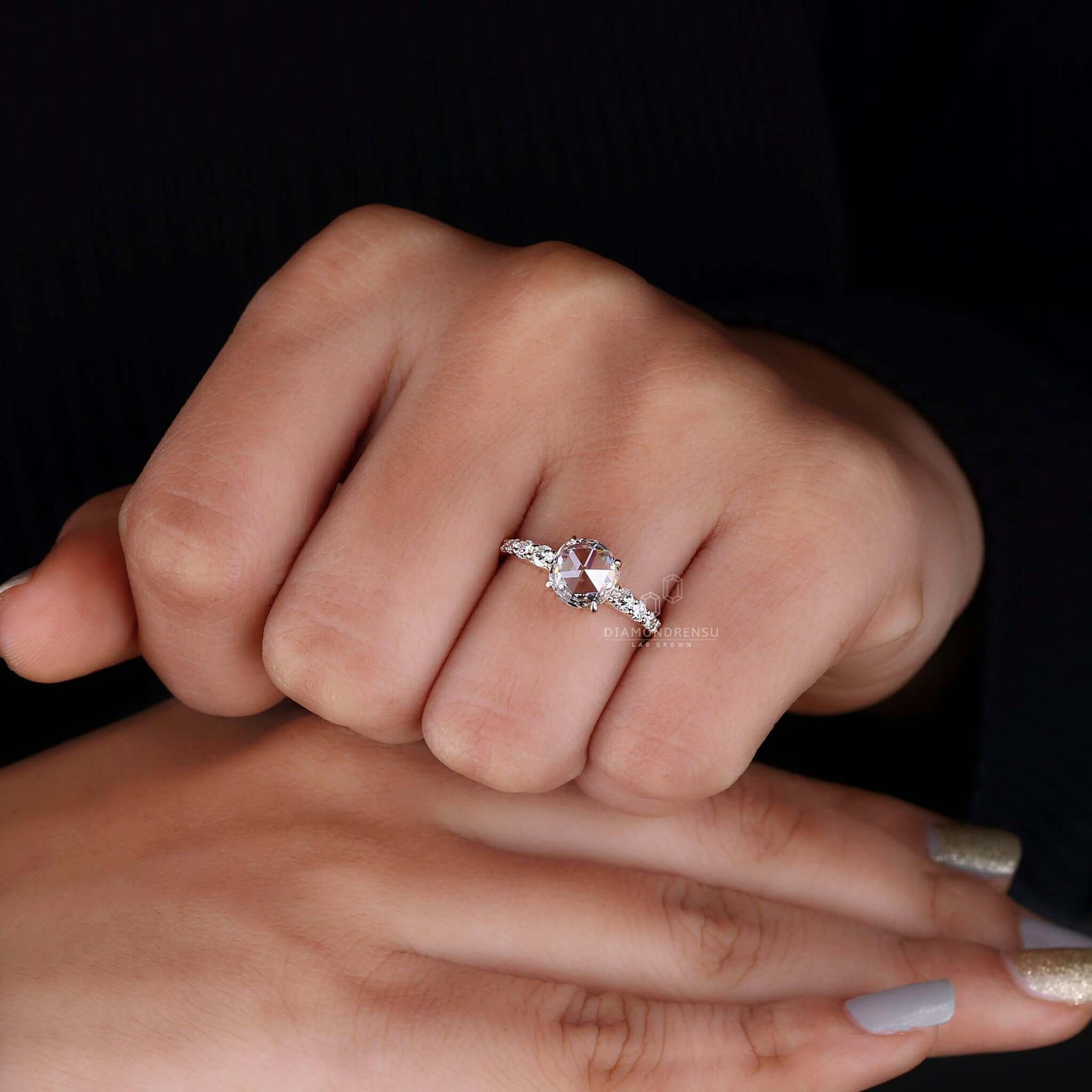 lab grown diamond wedding ring
