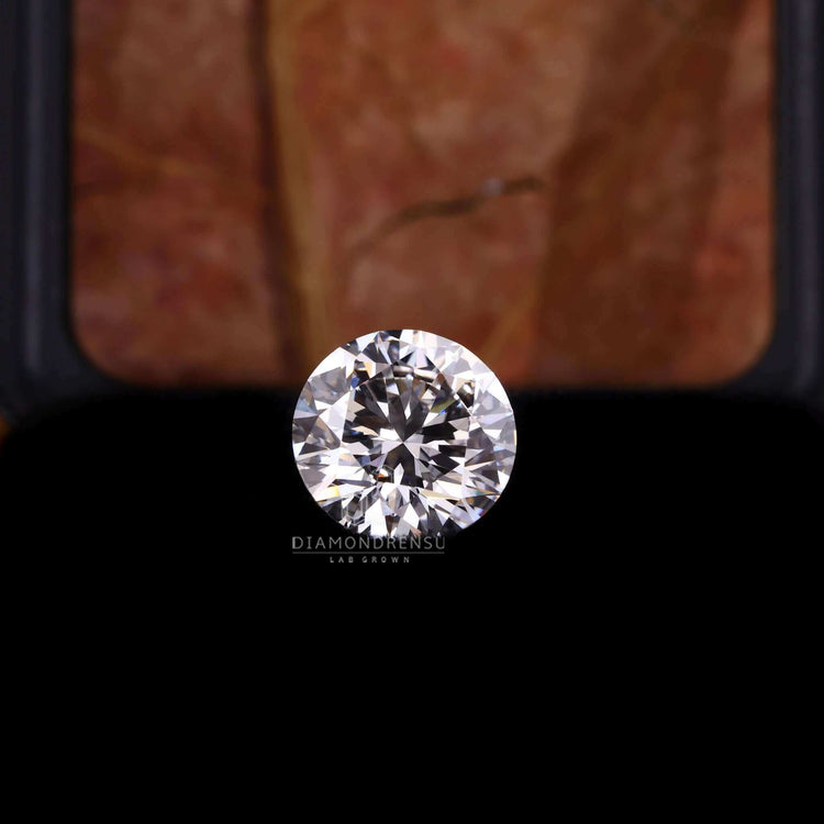 Lab grown diamonds loose round brilliant diamond
