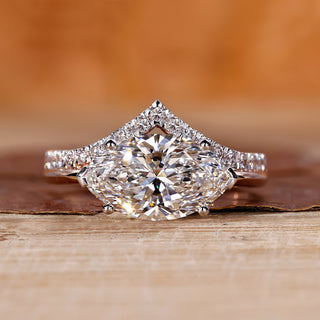 East west marquise ring set with a stunning diamond.
