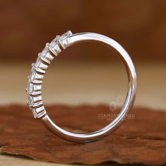 lab grown diamond band