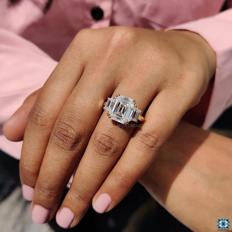 Trapezoid engagement ring featuring a beautiful moissanite centerpiece.

