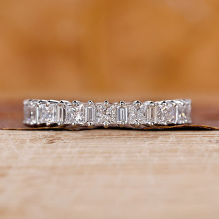 Princess cut wedding band with a sleek design.
