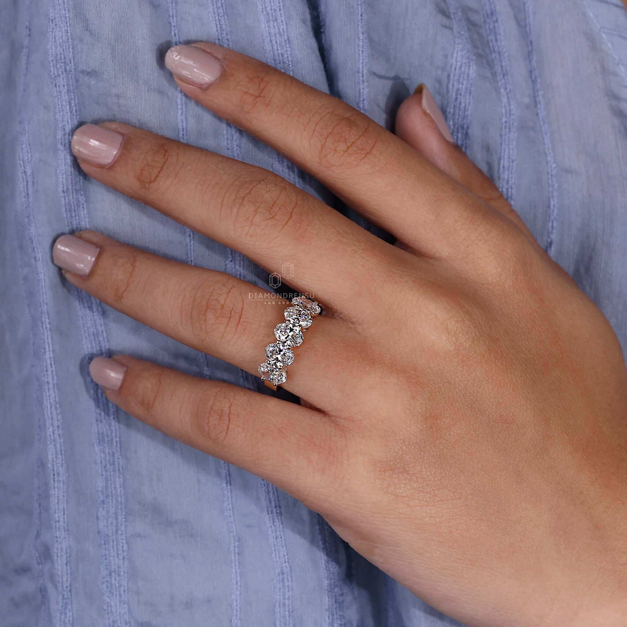 igi certified oval engagement ring