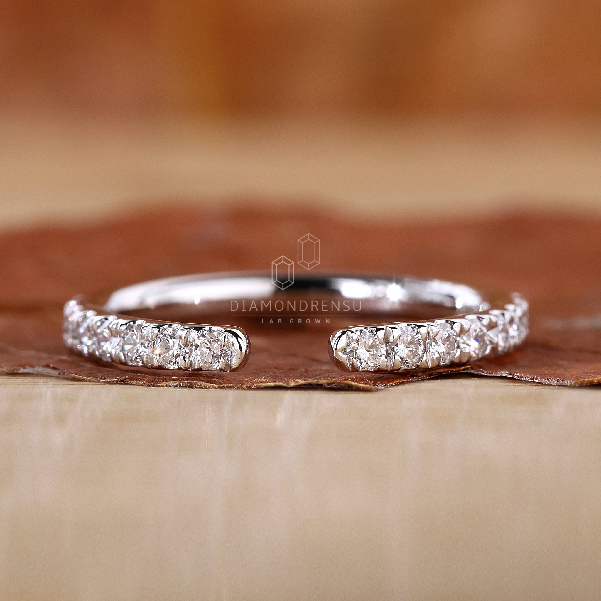 Open Wedding Band - Round Diamond