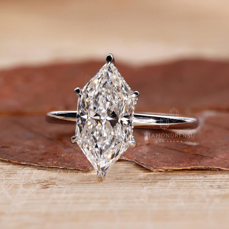Round Diamond Engagement Ring set in a beautiful setting.
