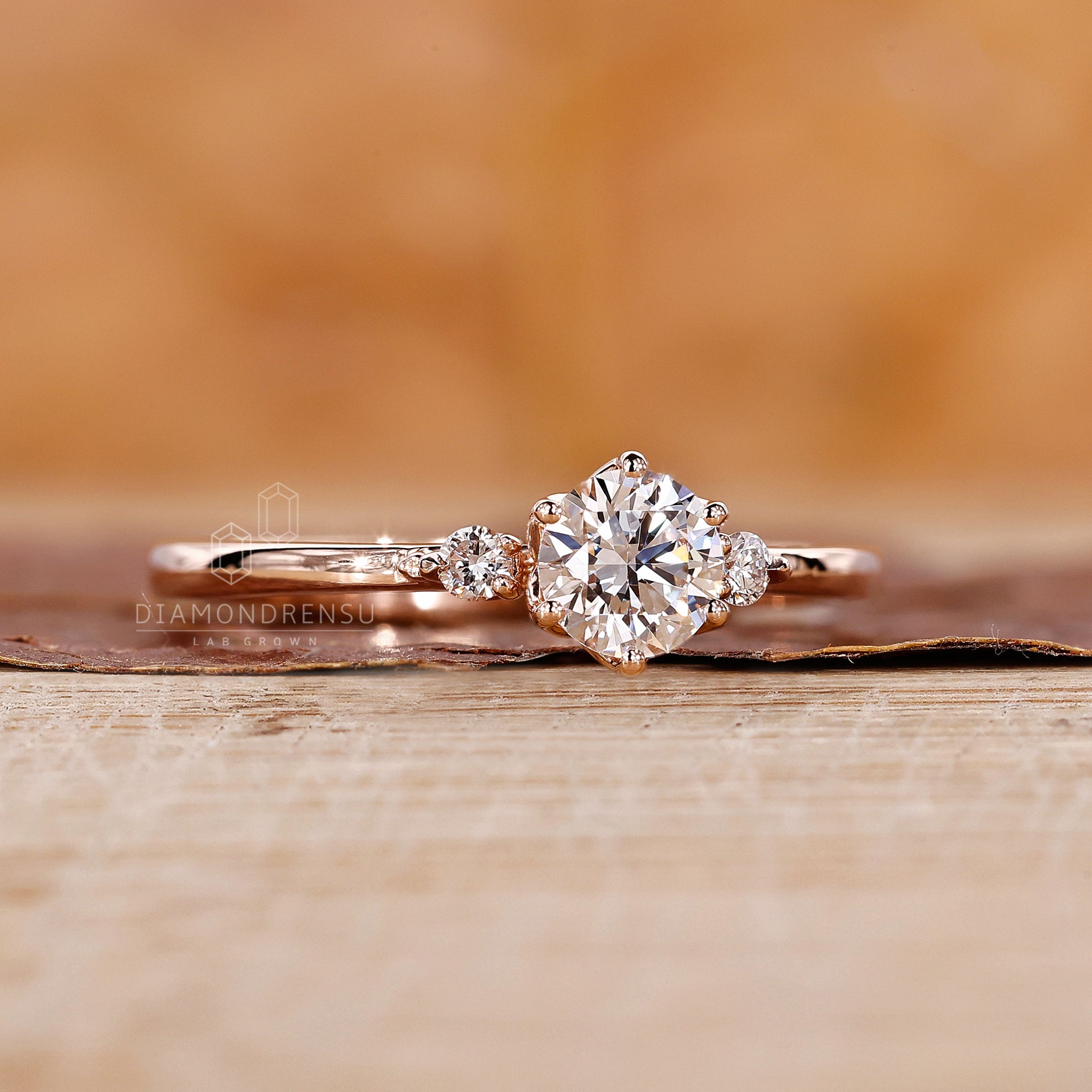 three stone round engagement ring, round diamond in side stones, igi certified
