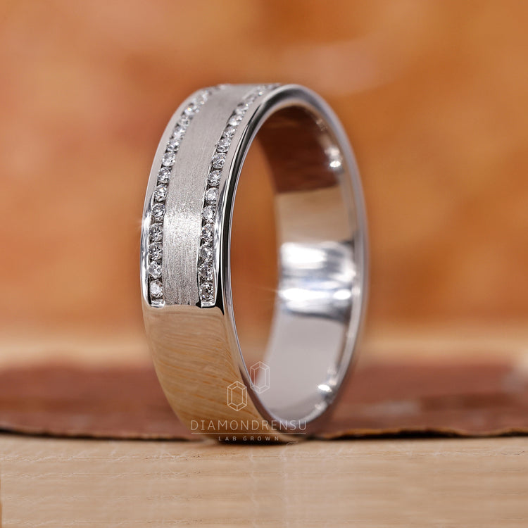 Lab Grown Diamond ring with brilliance and sustainability.
