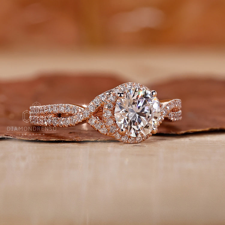 Round Cut Diamond Twisted Pave Engagement Ring