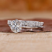Solitaire Setting Ring showcasing a brilliant round diamond.
