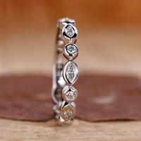 Buy wedding band online for a personalized experience.
