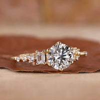 Muse Ring with exquisite craftsmanship and unique style.
