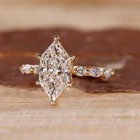 7 stone engagement ring perfect for gift for her.

